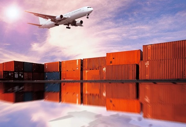 Focus on logistics newsletter-According to the latest data, what is the global air cargo demand? 