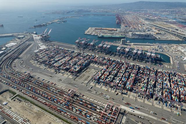 Focus on logistics newsletter-Increase by 18%! The container volume of the US West ports surged 