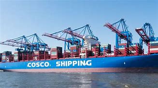 Does New Delhi have an international shipping port?